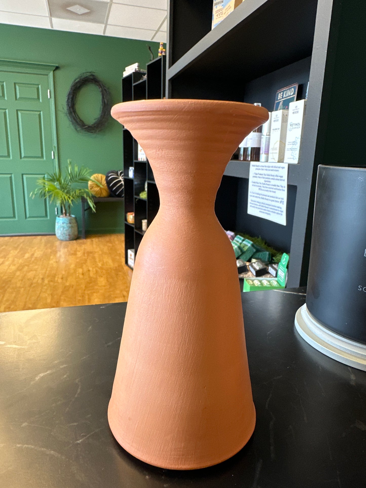 Terra cotta candle holder/vase SM