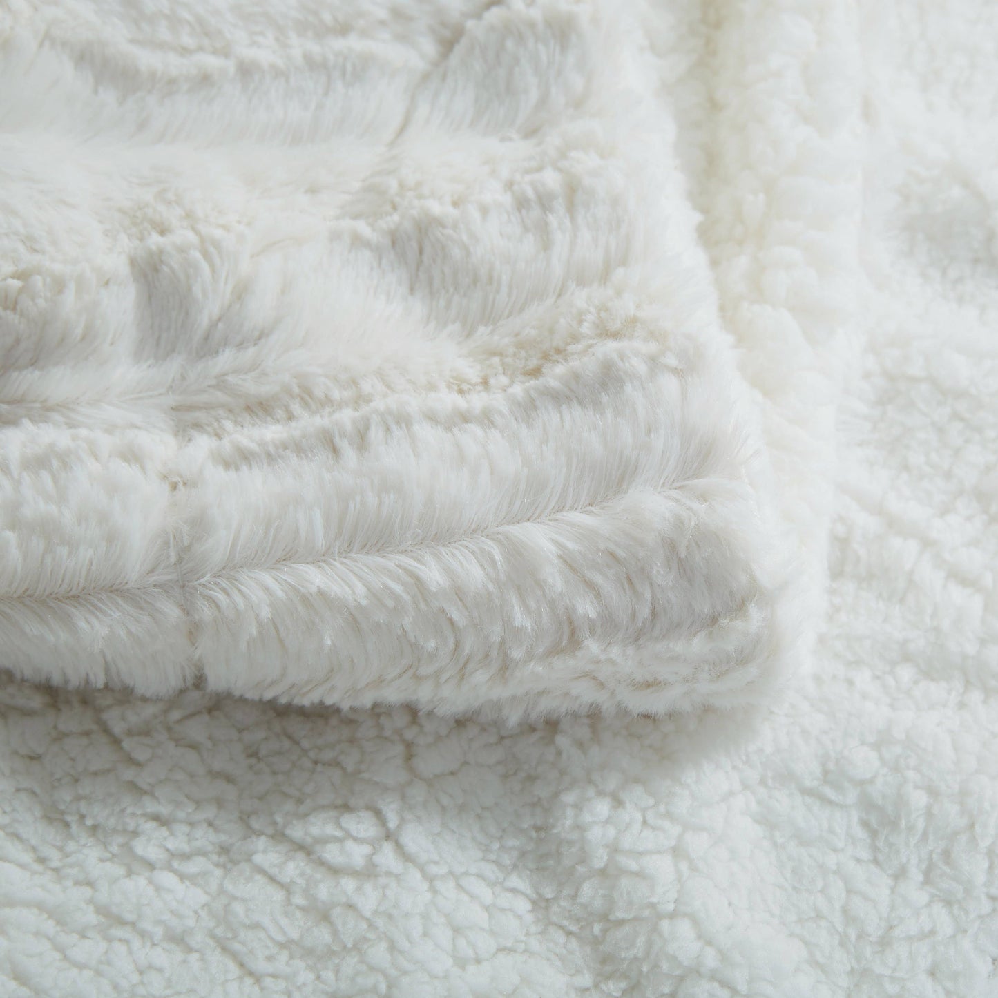 Tache White Ivory Polar Faux Fur with Sherpa Throw Blanket: 50 x 60