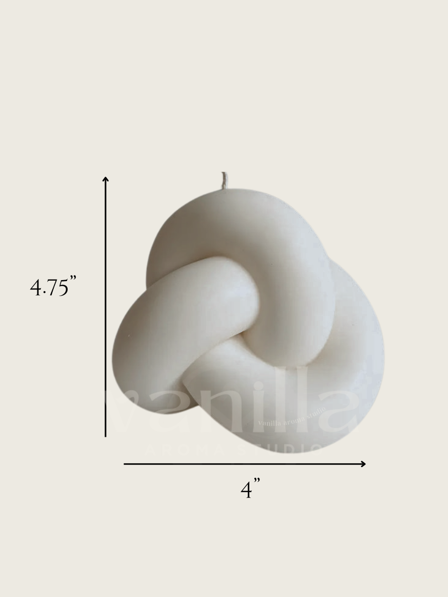 The Knot Sculptural Candle: Floral