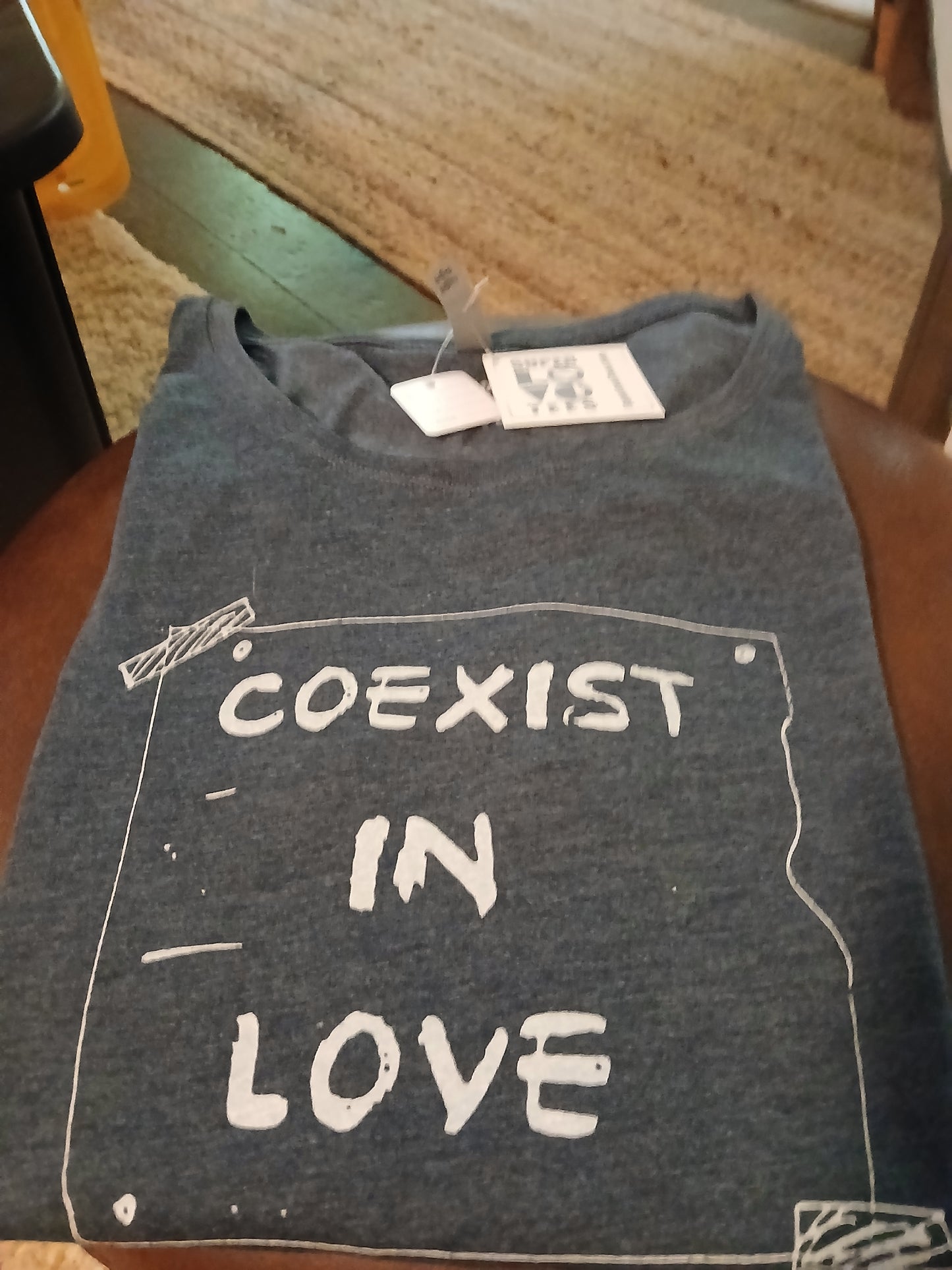 Super Love Tees Coexist in Love tee LG