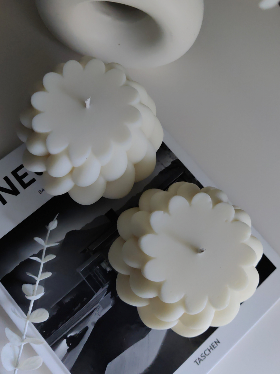 Sophie Braided Sculptural Candle: Floral