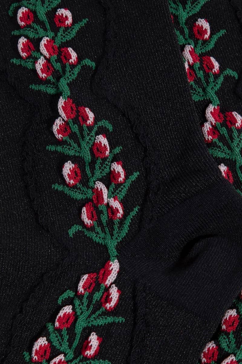 Black Floral Tulip Vine Embroidered Socks: BLACK