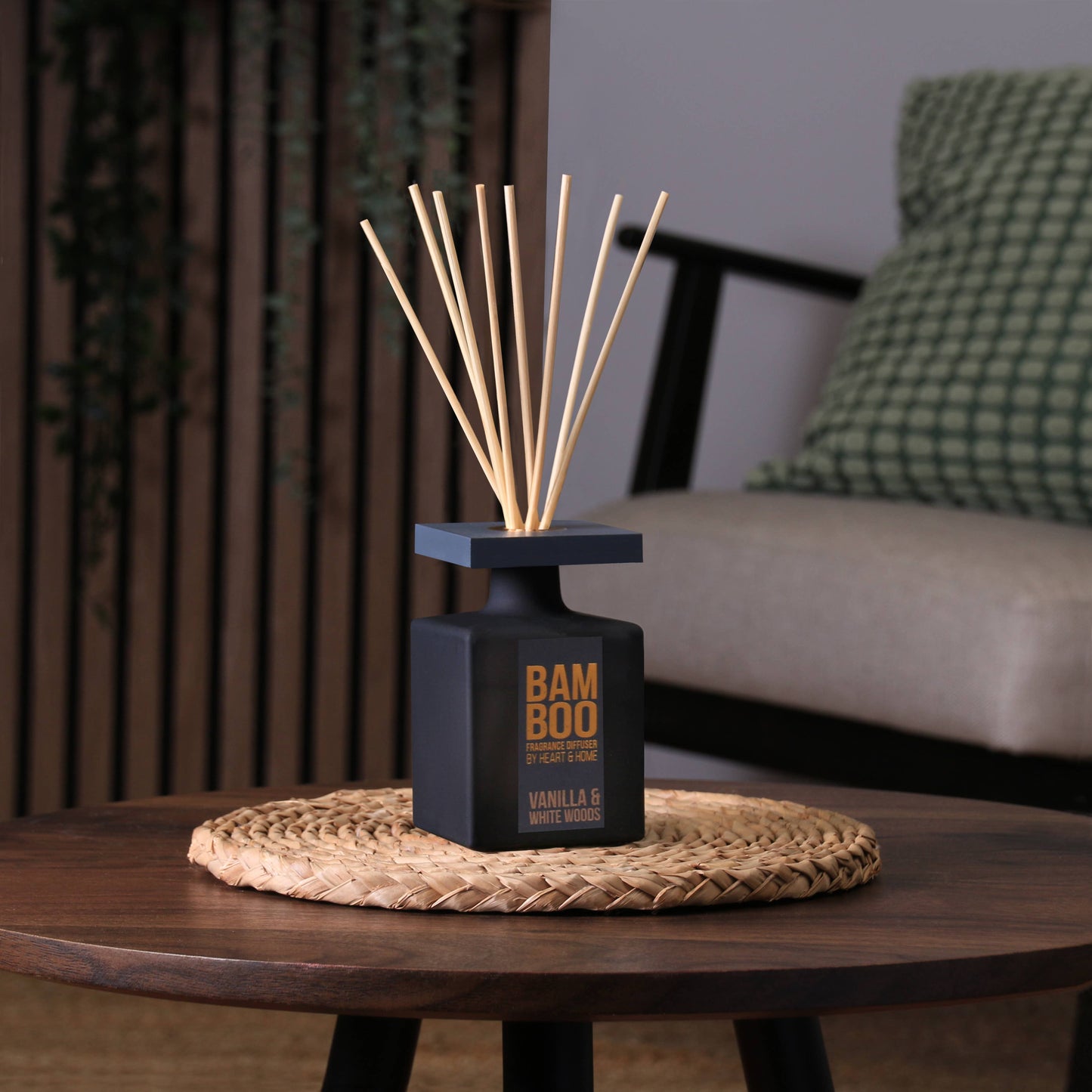 Vanilla & White Woods - Reed Diffuser - 2.8 oz