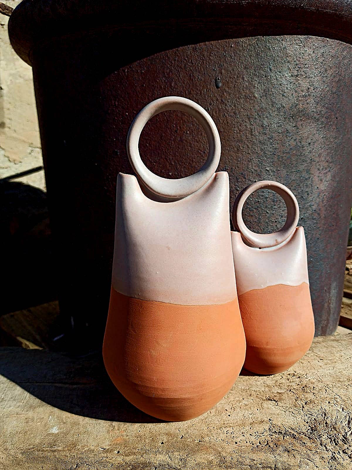 Traditional hoop vase.: L