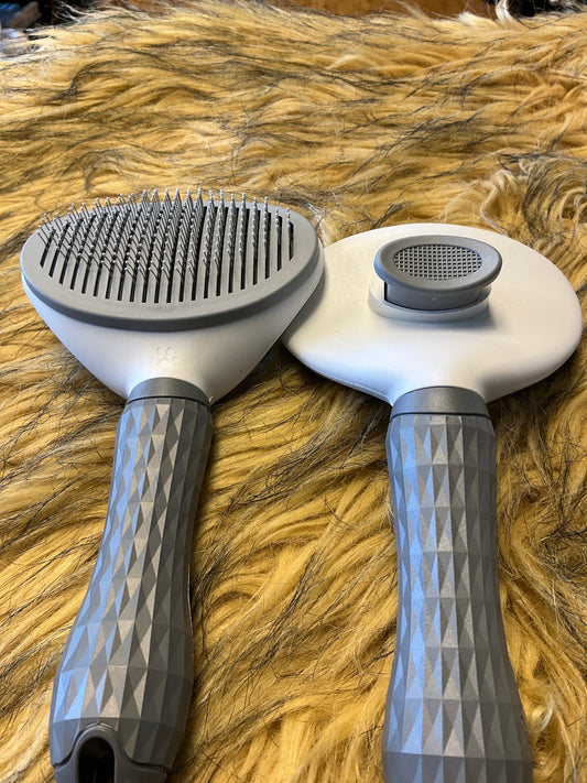 Pet brush
