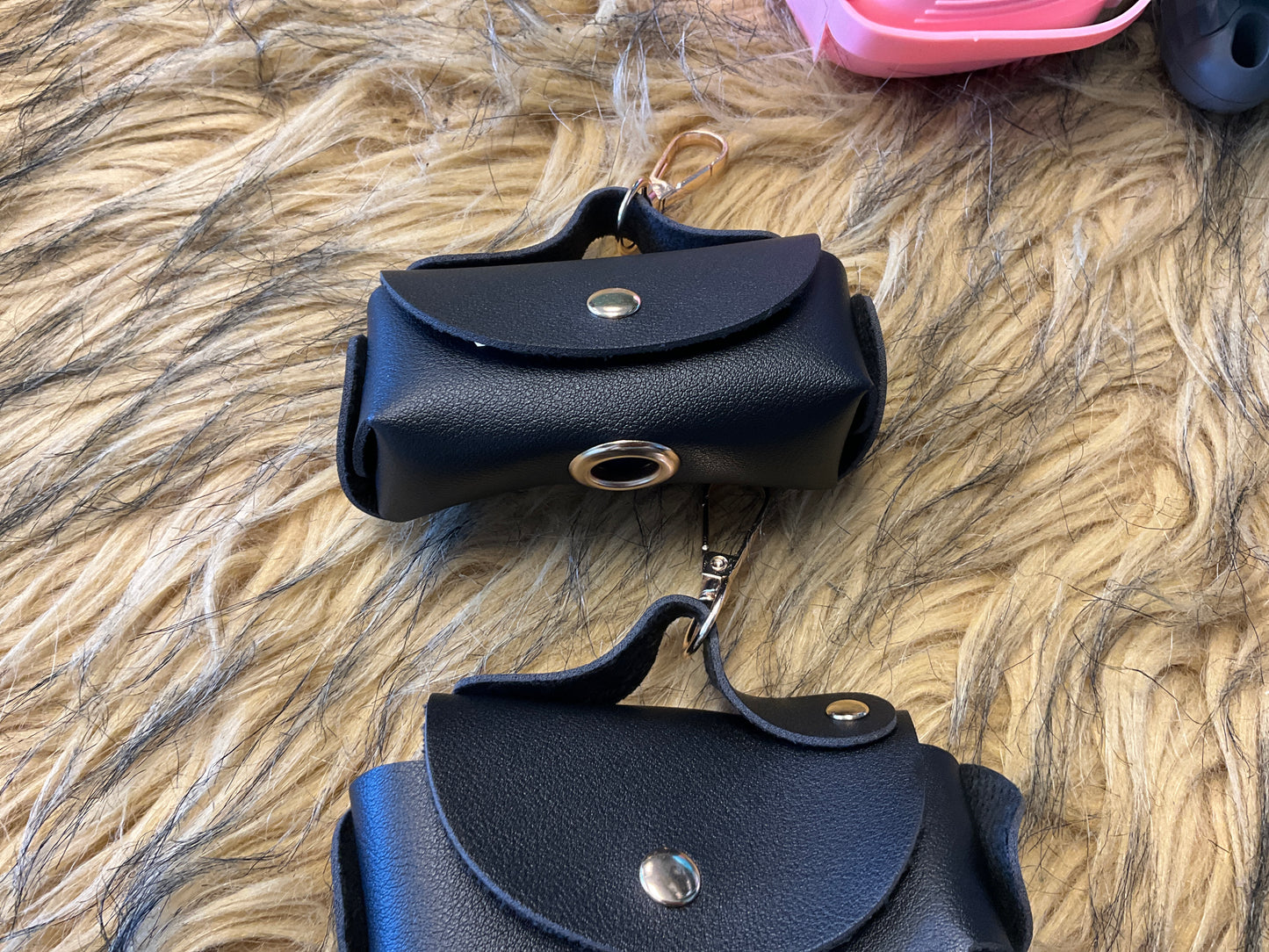 Doggie bag carrier