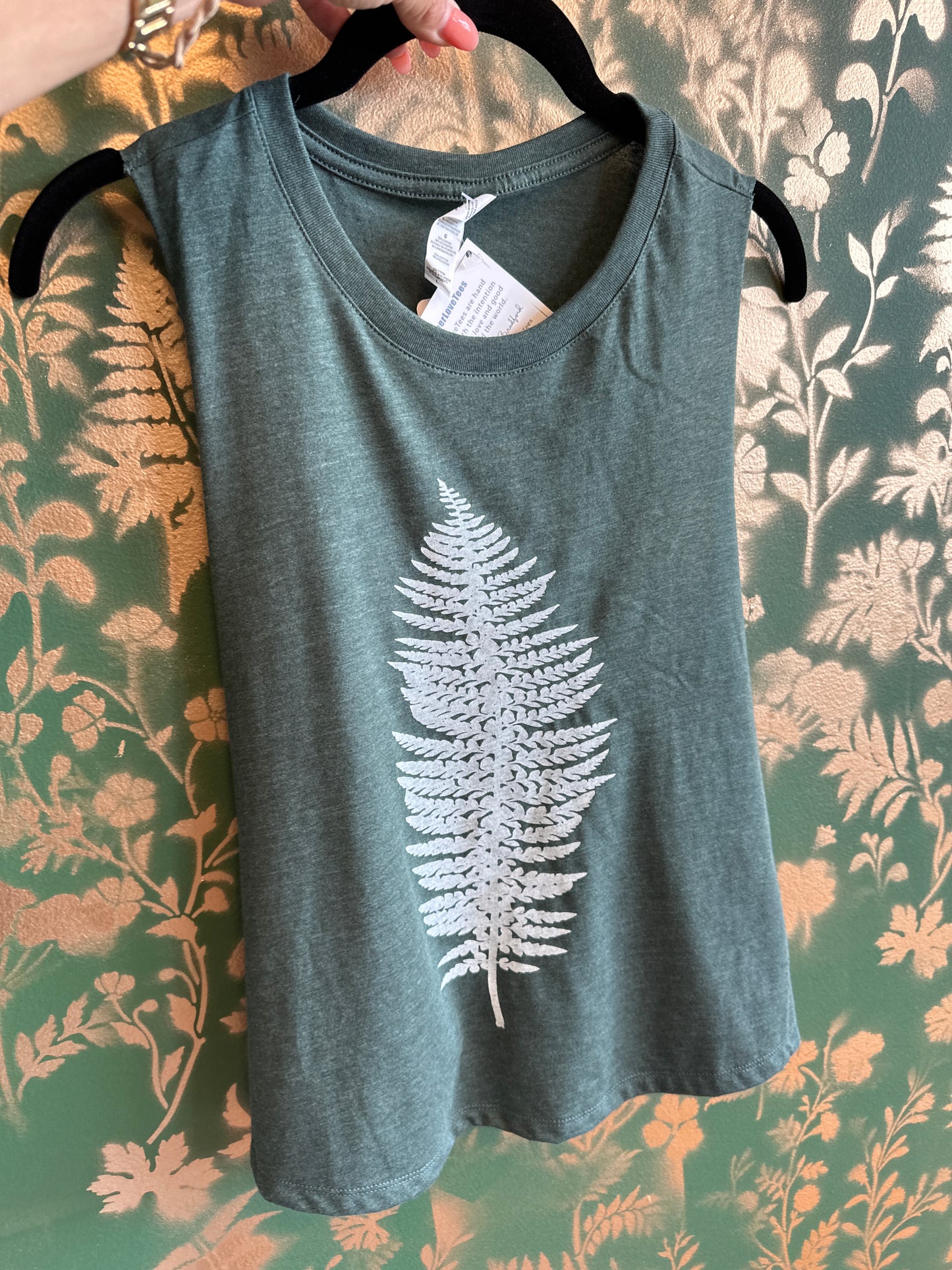 Super Love tees fern tank SM